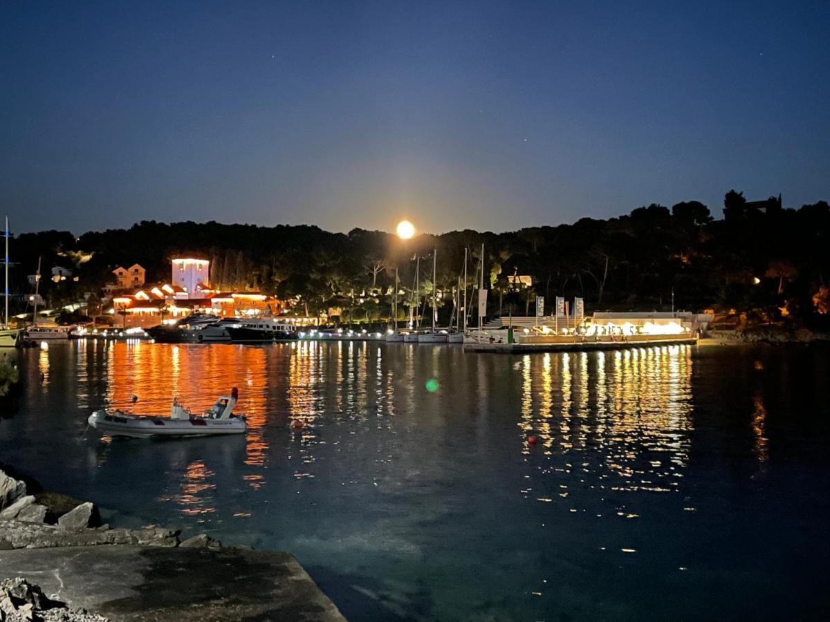 Villa Lemony Maslinica Εξωτερικό φωτογραφία