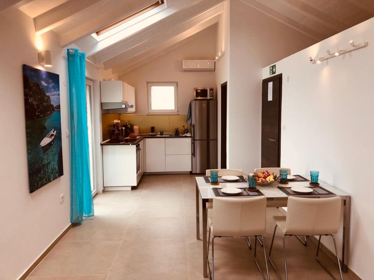 Villa Lemony Maslinica Εξωτερικό φωτογραφία